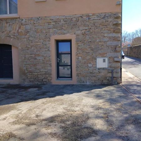 Studio Le Menascle Saint-Georges-de-Luzençon Екстериор снимка