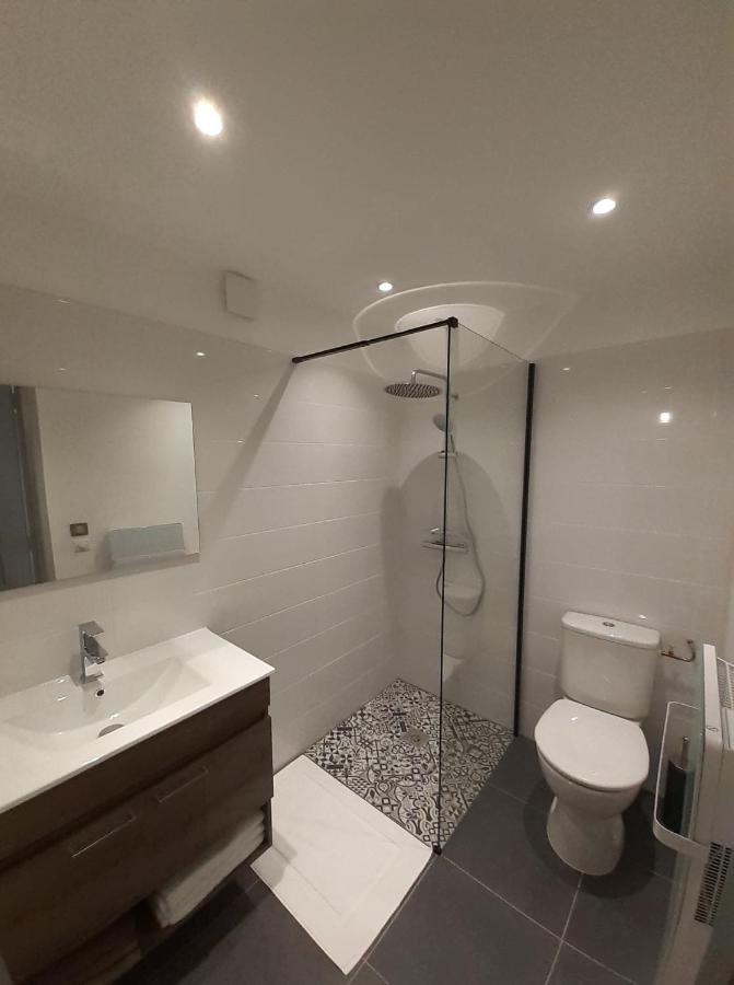 Studio Le Menascle Saint-Georges-de-Luzençon Екстериор снимка