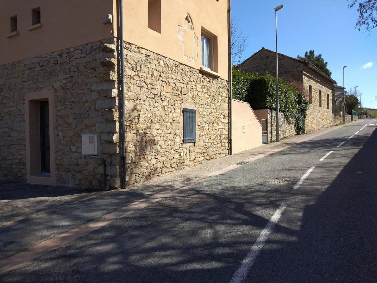 Studio Le Menascle Saint-Georges-de-Luzençon Екстериор снимка