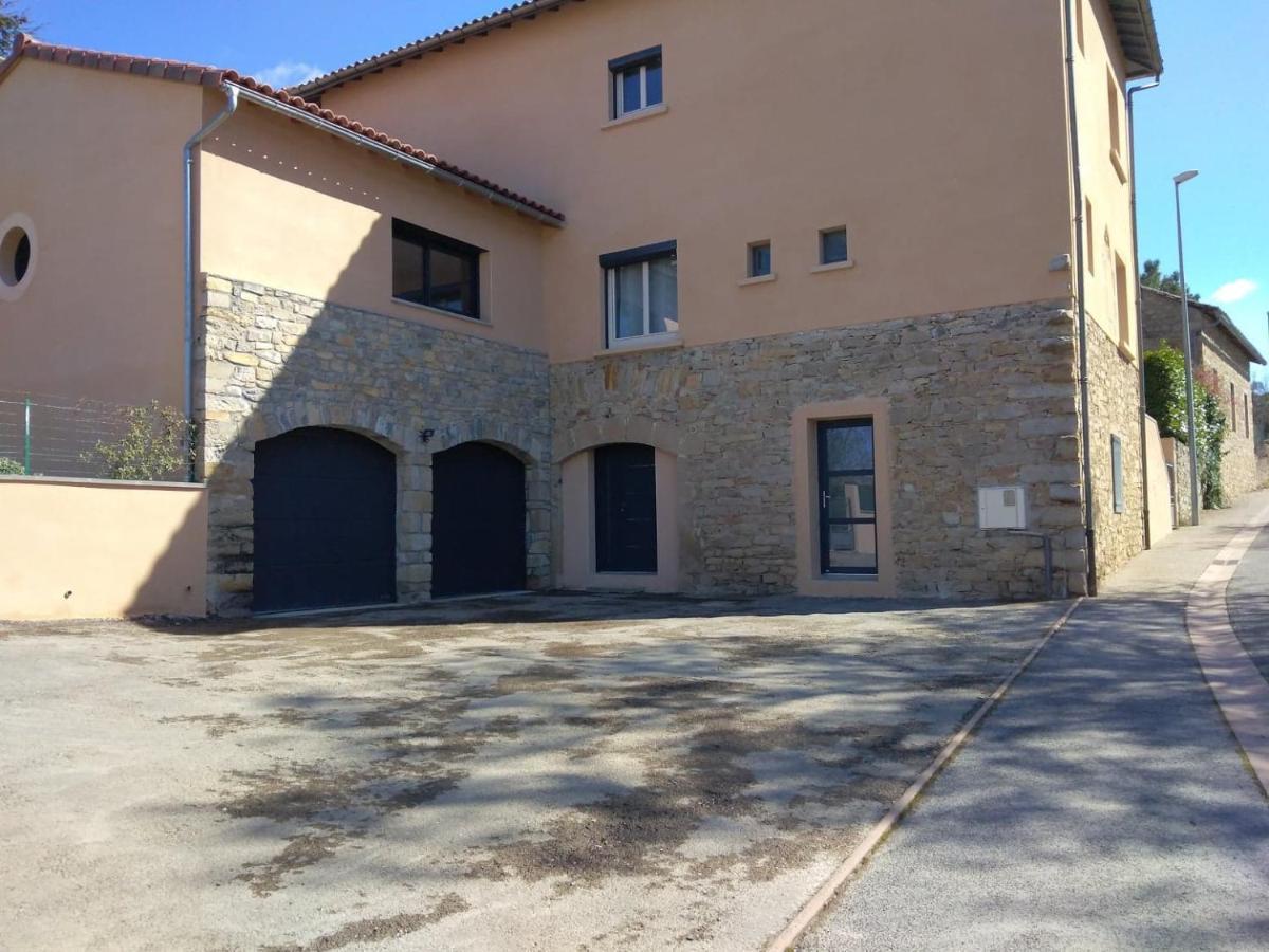 Studio Le Menascle Saint-Georges-de-Luzençon Екстериор снимка